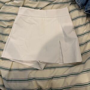 Zara skort size L